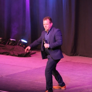 Lester At The Sands3.jpg